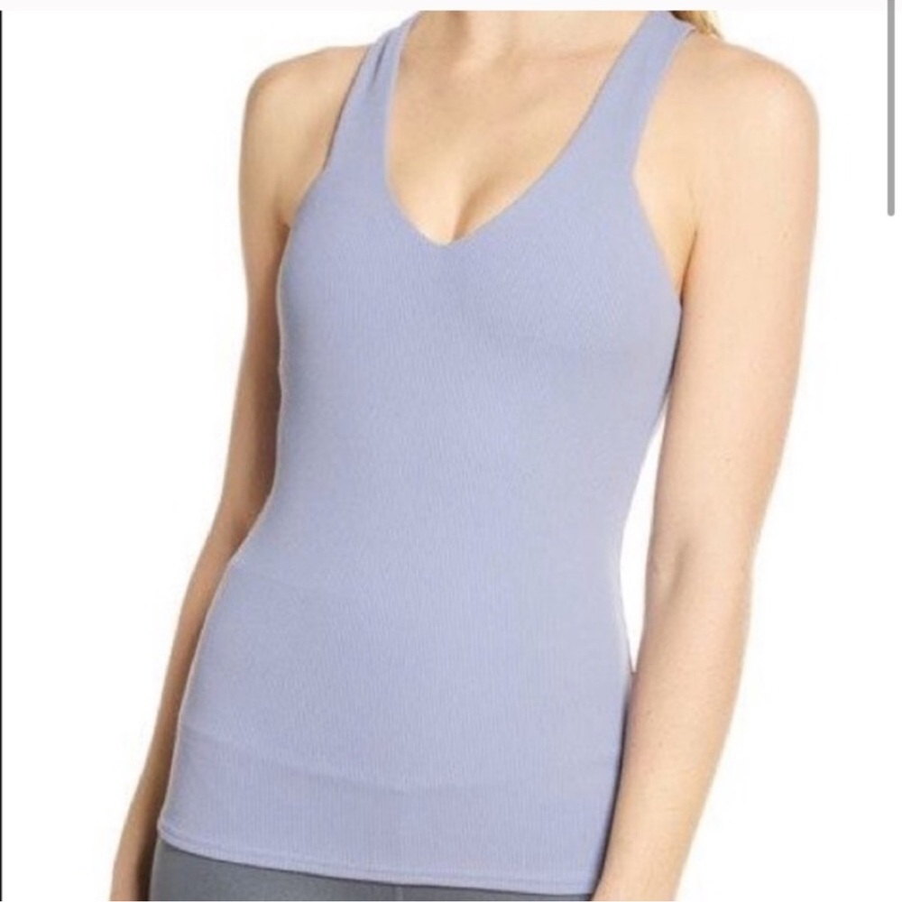 ALO Elevate Rib Tank - Picture 2 of 9